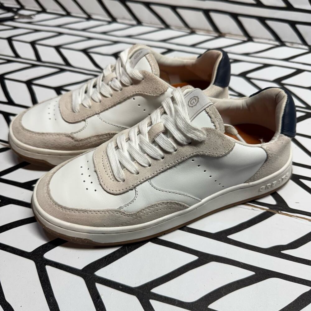 Greats Men's Union Lace Up Sneaker size 4